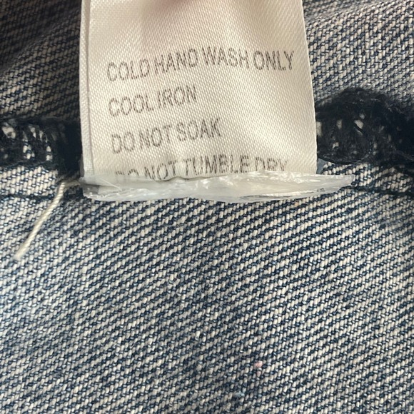 CARMAR Denim Jacket Red Stripe Trucker Style Blue Jean Size M - Picture 7 of 10